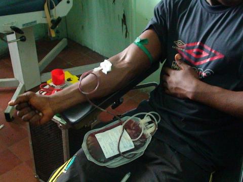 image Donner son sang pour aider les jeûneurs